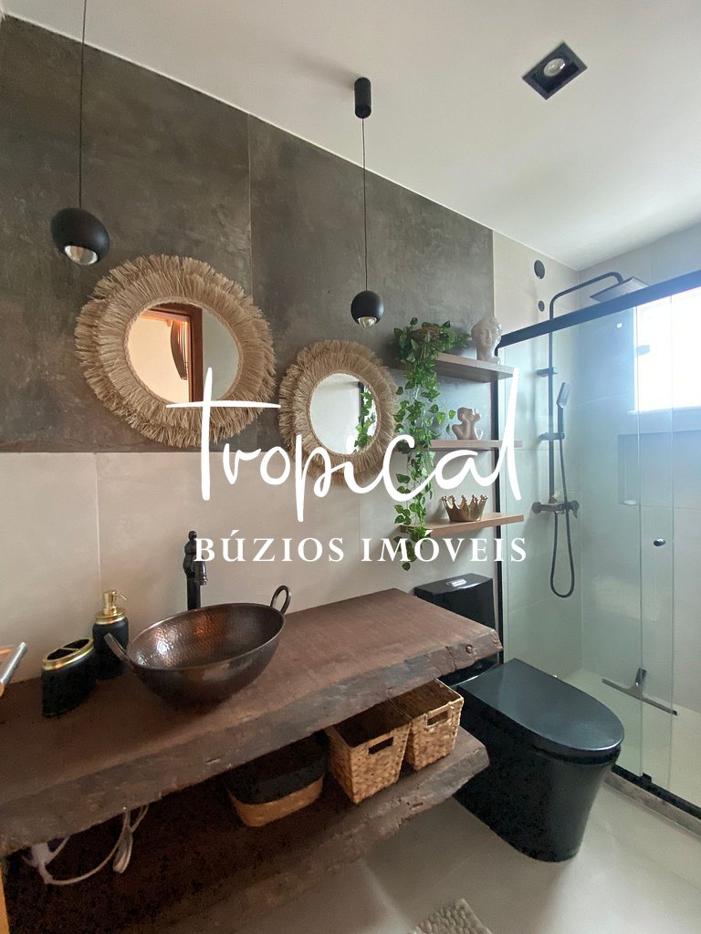 RA02 - Casa em condomínio a 500 metros da praia