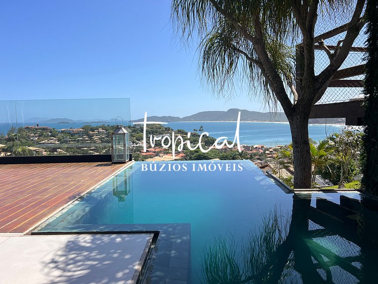 GB28 - Casa em Condomínio com Vista Panorâmica