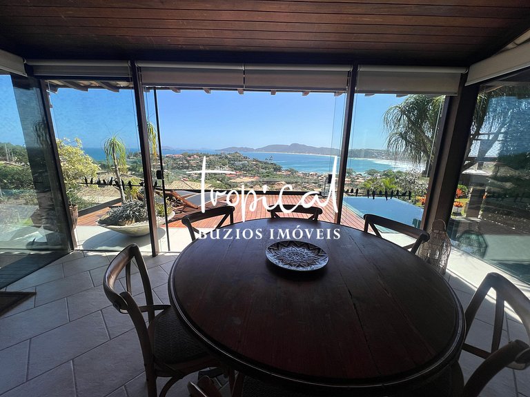 GB28 - Casa em Condomínio com Vista Panorâmica