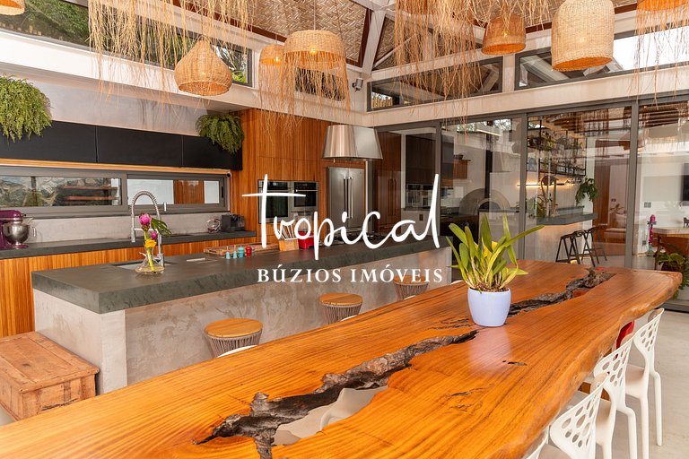 FA80 - Mansão Ferradura Maravilha Moderna