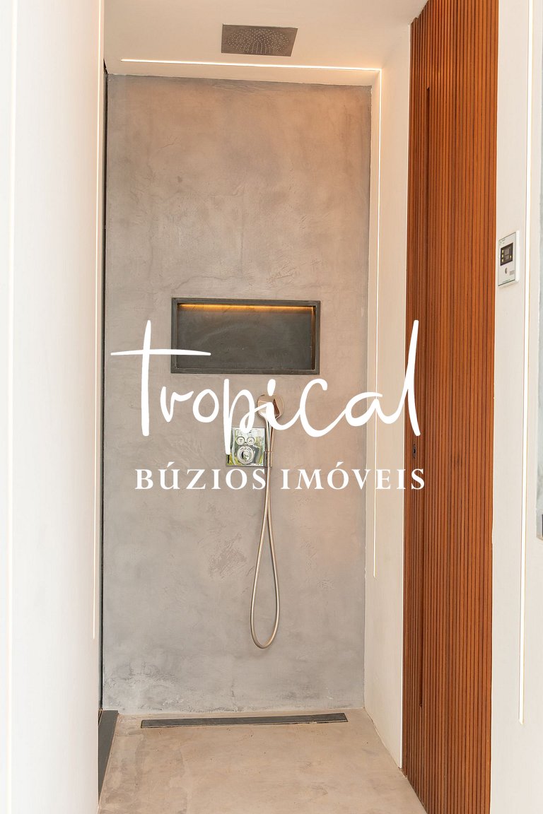 FA80 - Mansão Ferradura Maravilha Moderna