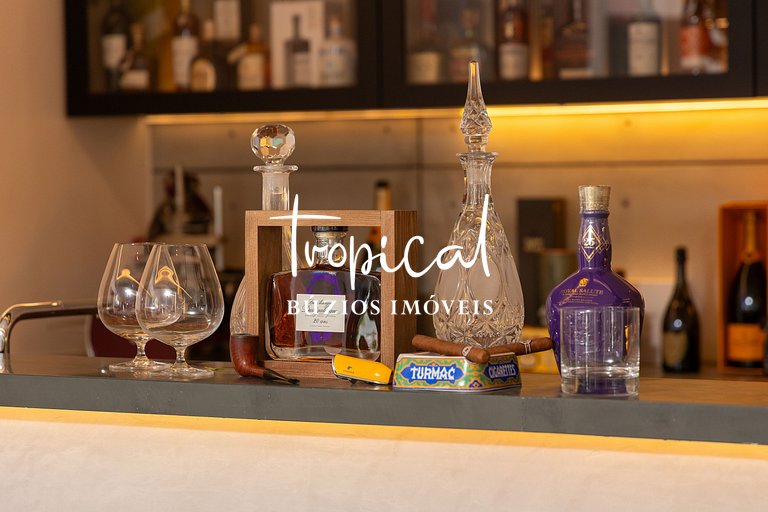 FA80 - Mansão Ferradura Maravilha Moderna