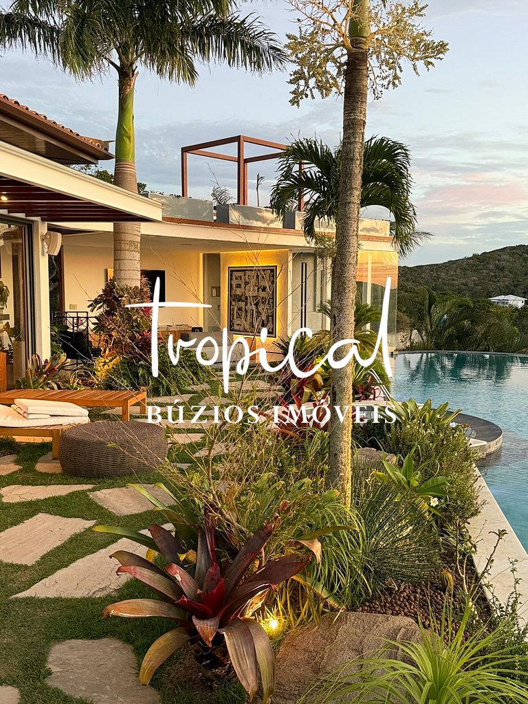 FA80 - Mansão Ferradura Maravilha Moderna