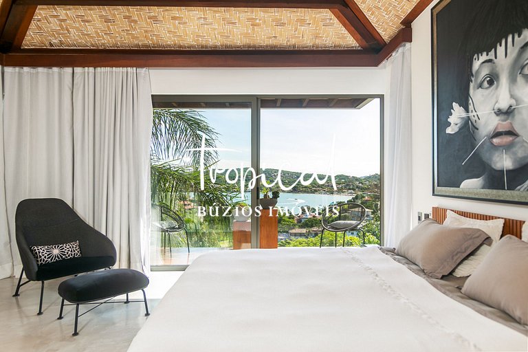 FA80 - Mansão Ferradura Maravilha Moderna