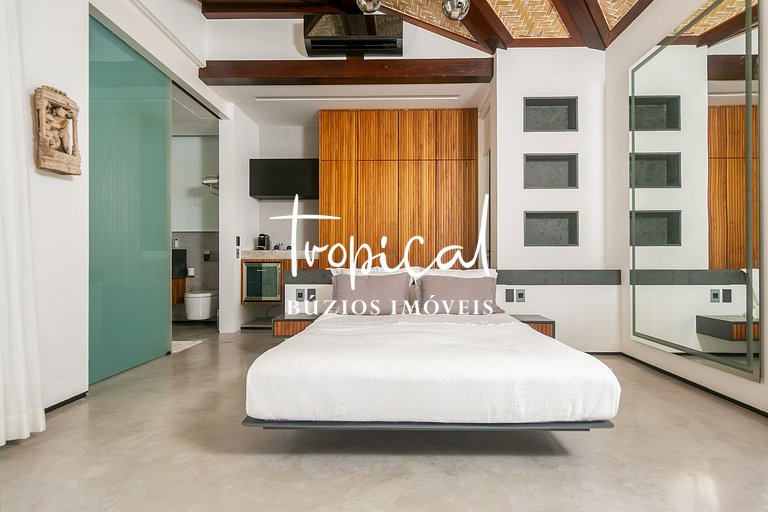 FA80 - Mansão Ferradura Maravilha Moderna