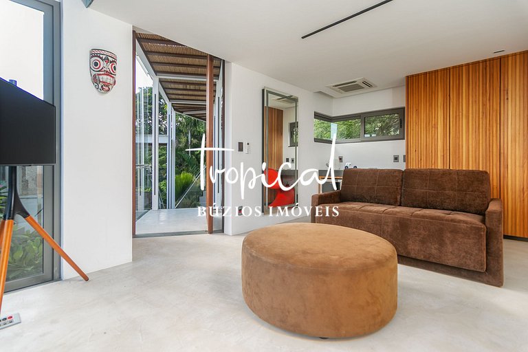 FA80 - Mansão Ferradura Maravilha Moderna