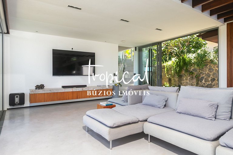 FA80 - Mansão Ferradura Maravilha Moderna