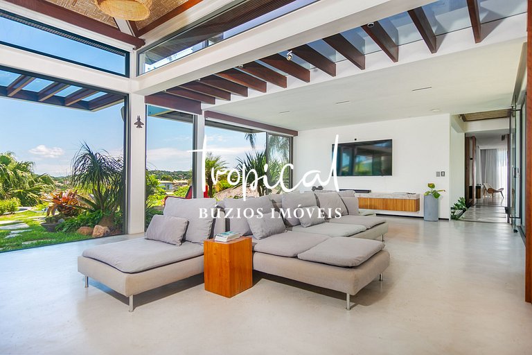 FA80 - Mansão Ferradura Maravilha Moderna