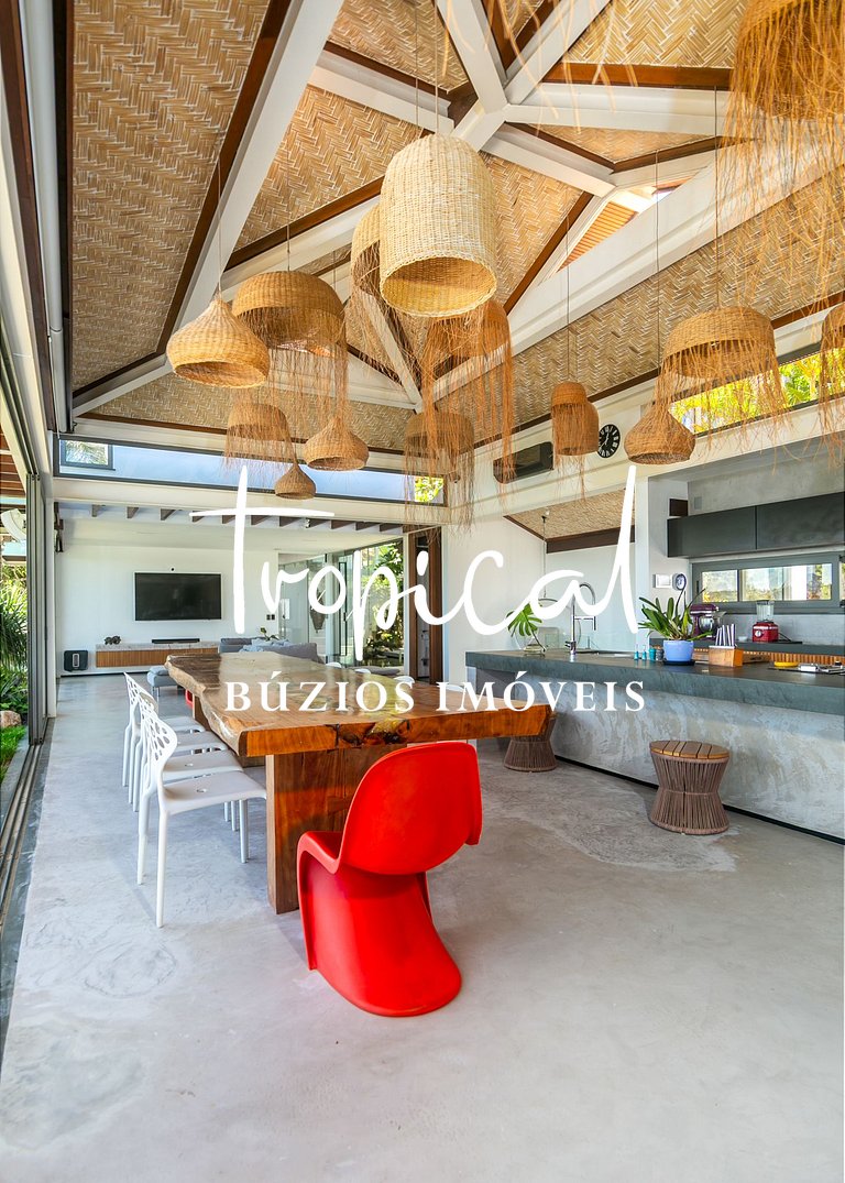 FA80 - Mansão Ferradura Maravilha Moderna