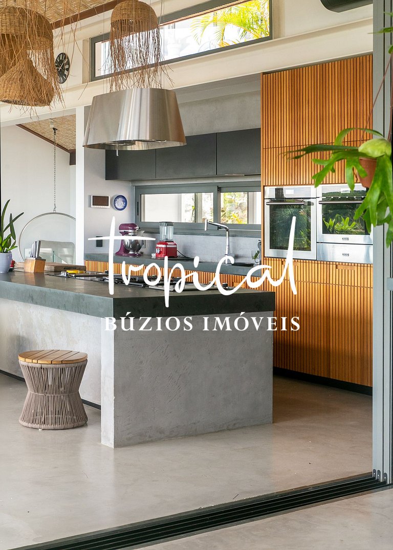 FA80 - Mansão Ferradura Maravilha Moderna