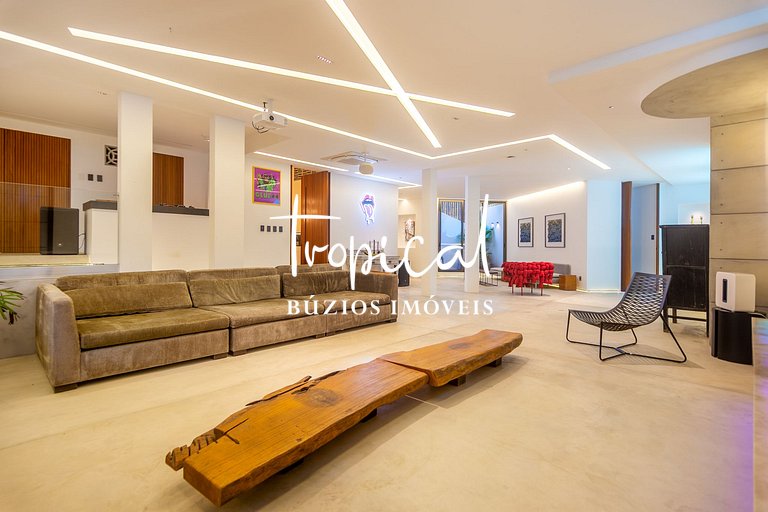 FA80 - Mansão Ferradura Maravilha Moderna