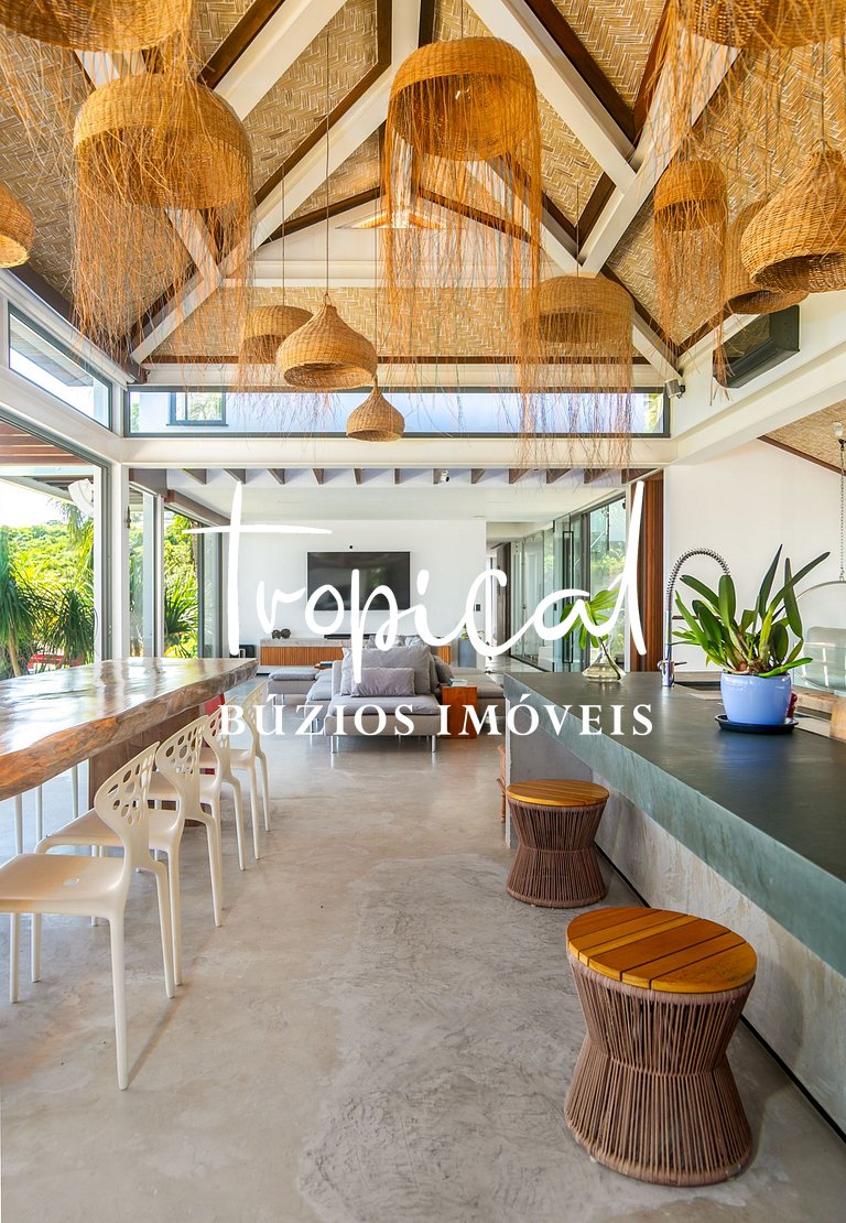 FA80 - Mansão Ferradura Maravilha Moderna