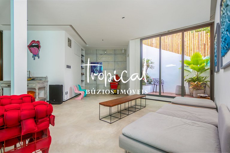 FA80 - Mansão Ferradura Maravilha Moderna