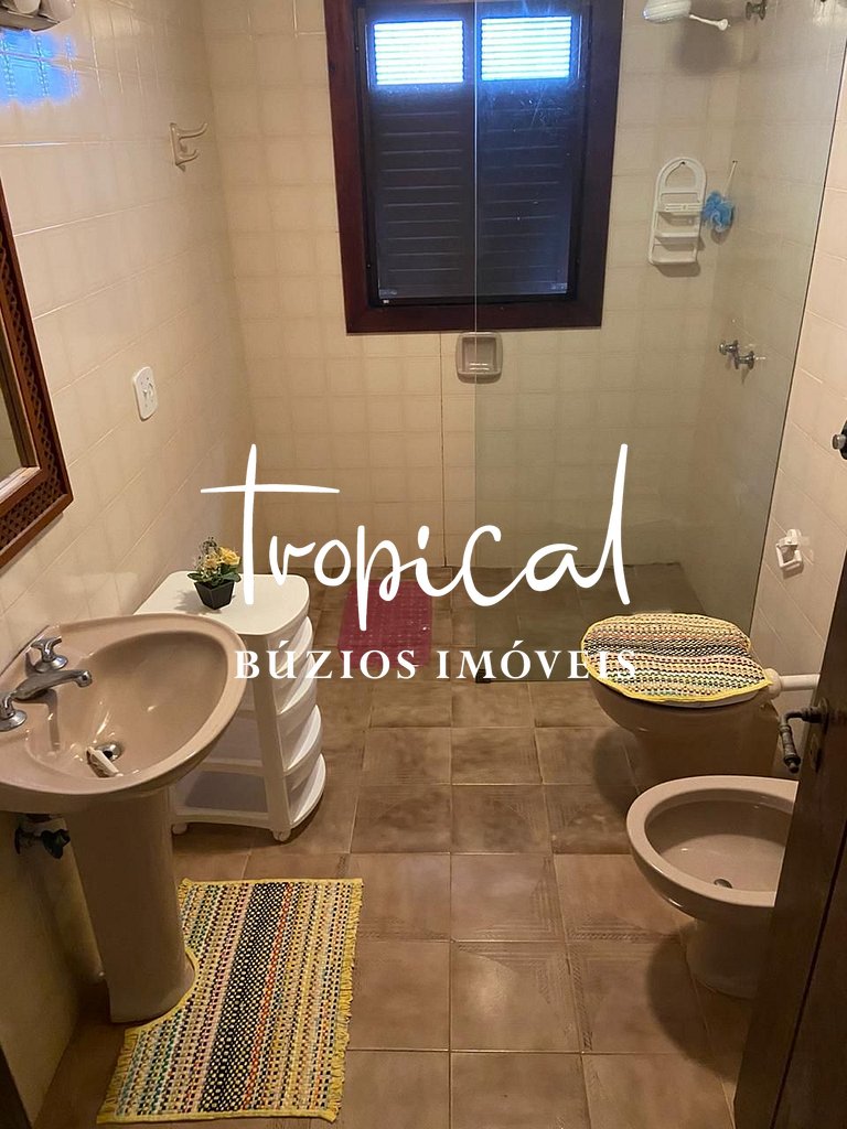 Casa pé na areia à venda