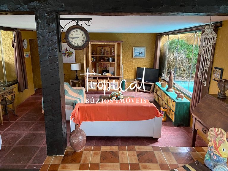 Casa pé na areia à venda