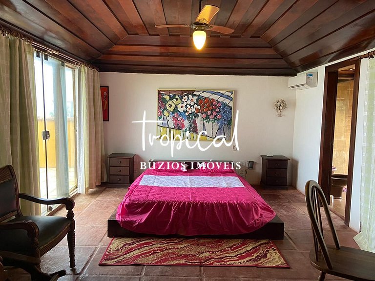 Casa pé na areia à venda