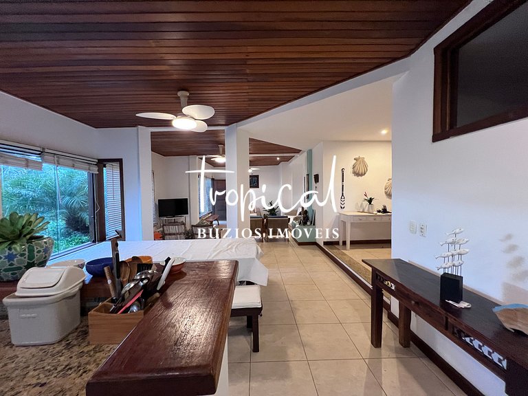 A casa à venda com vista para praia de Geribá