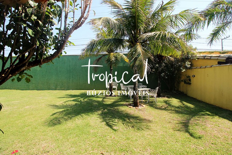 MG61 - Casa grande em condomínio pé na areia