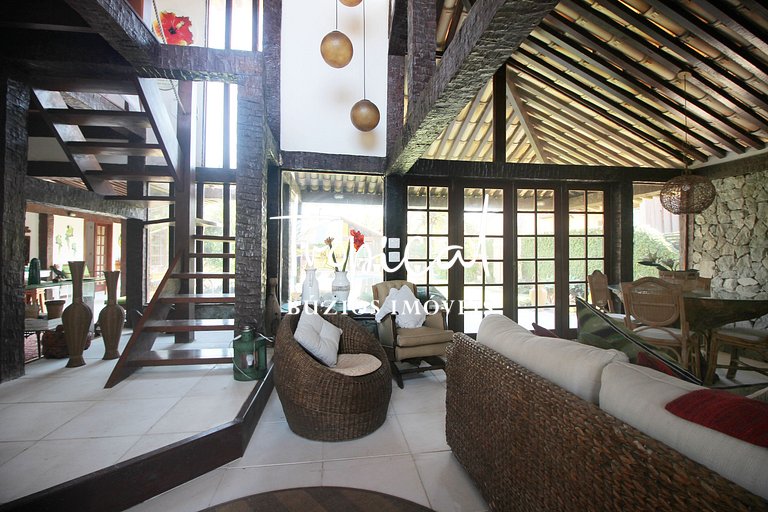MG61 - Casa grande em condomínio pé na areia