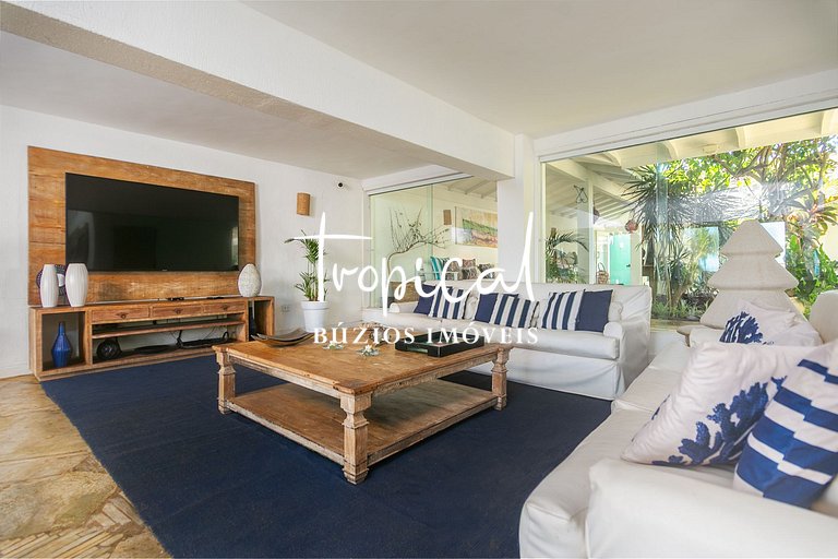GB52 - Magnificent Beach Front Villa in Geribá 7 bdrs Pool S