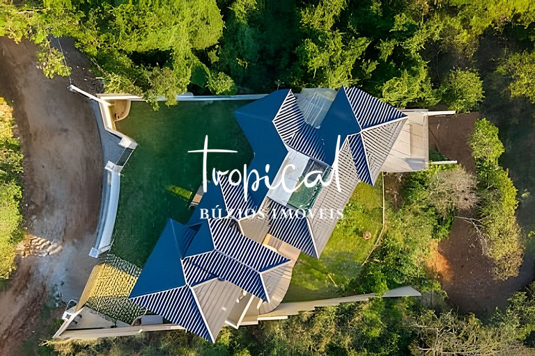 Casa Toda Nova Moderna 4 Suítes com Vista