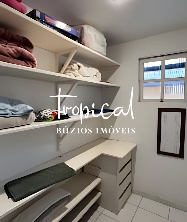 Casa em condomínio a 300 metros da praia