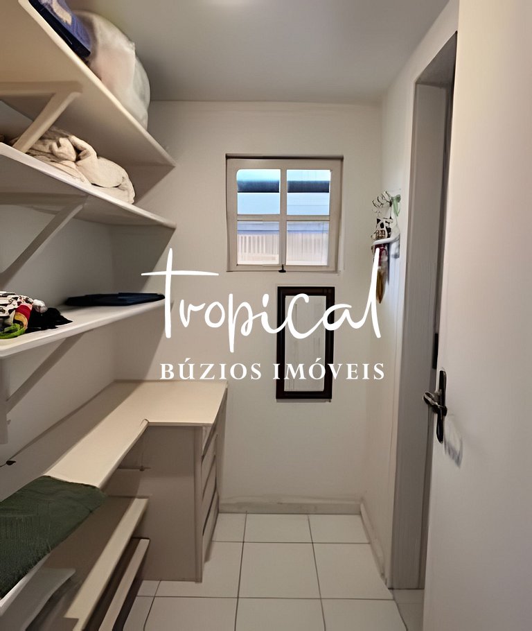 Casa em condomínio a 300 metros da praia